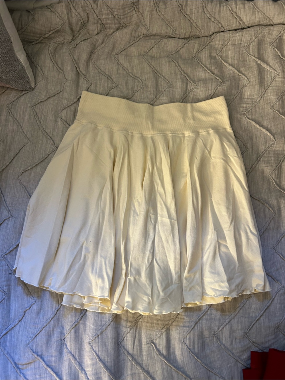 Cream Flowy Pleated Spandex Skirt